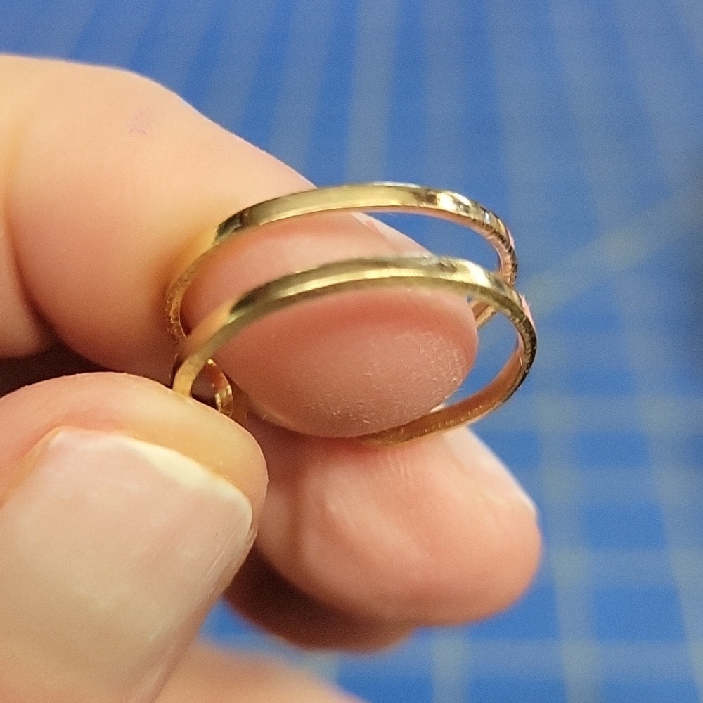 Open Gold Tone Band Adjustable Size 7 Adjustable - Picture 3 of 5